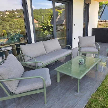 Hillside Olive Apartmanhaz & Wellness Apartment Pecs